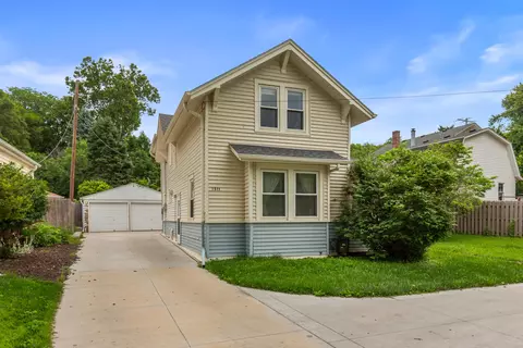 1511 N Broadway, Council Bluffs, IA 51503