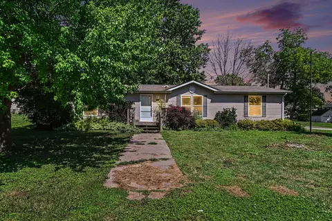 401 Walnut St, Walnut, IA 51577 photo 4