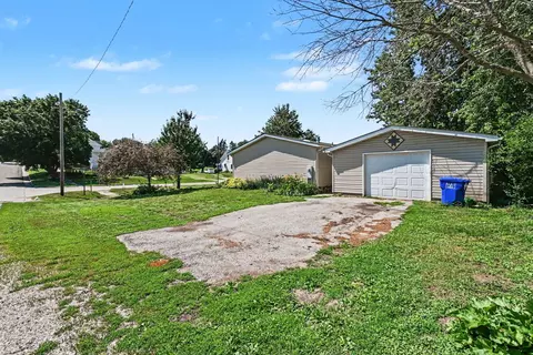 401 Walnut St, Walnut, IA 51577 photo 24