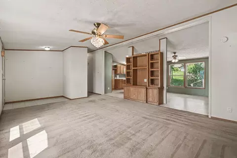 401 Walnut St, Walnut, IA 51577 photo 8