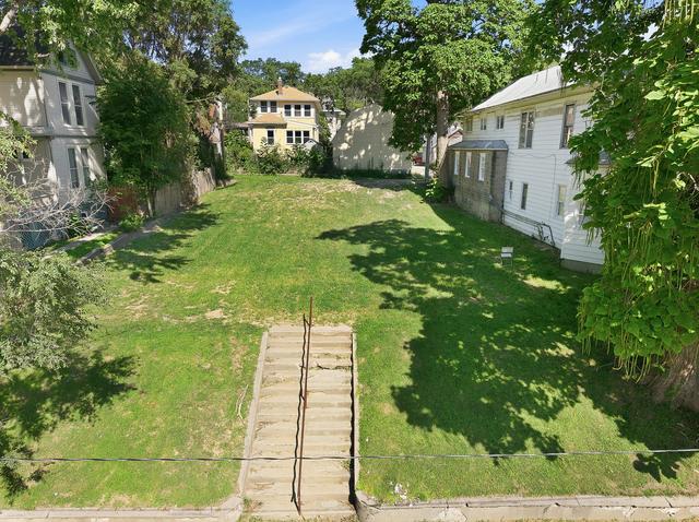 219 Bluff St, Council Bluffs, IA 51503