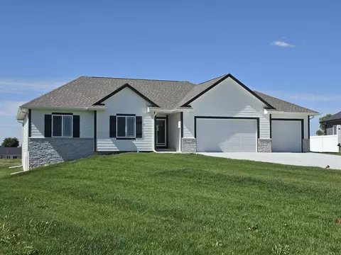 317 Augusta Cir, Malvern, IA 51551