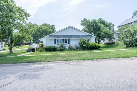 209 Park St, Minden, IA 51553