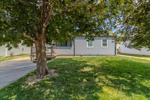 1015 Spruce St, Council Bluffs, IA 51501