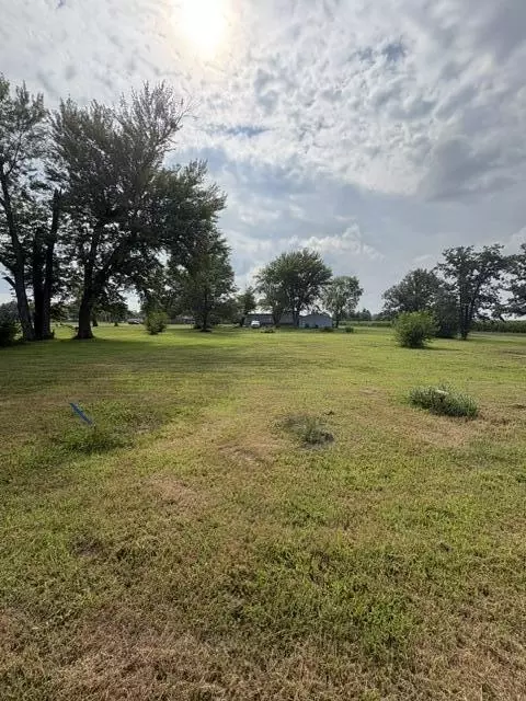 303 Elm St, Pacific Jct, IA 51561