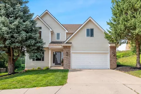 130 Arbor Cir, Council Bluffs, IA 51503