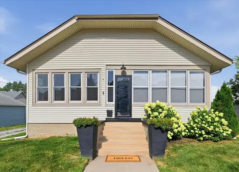 614 Curtis St, Council Bluffs, IA 51503