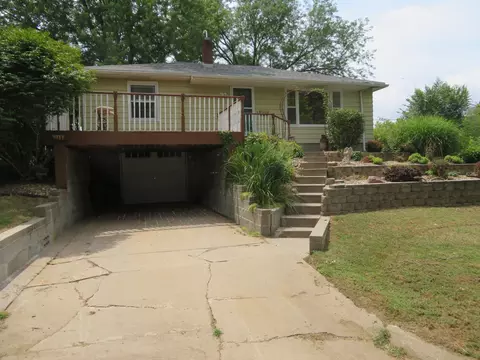 616 Elm St, Missouri Valley, IA 51555