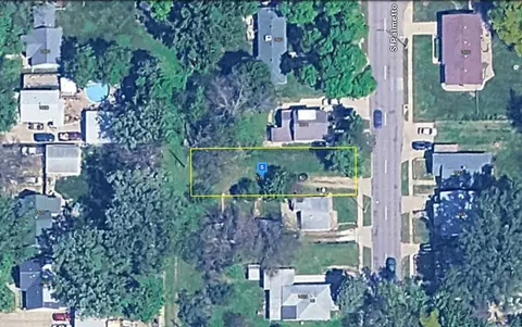 1613 S Palmetto St, Sioux City, IA 51106