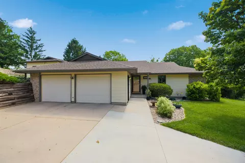1615 Henry St, Council Bluffs, IA 51503