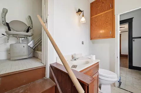 Bath - 522 Broadway St, Carson, IA 51525 photo 3 of 3
