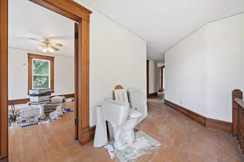 Entry Way - 522 Broadway St, Carson, IA 51525 photo 5 of 14