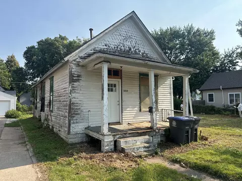 2008 Avenue C, Council Bluffs, IA 51501