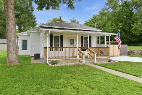 711 Maple St, Missouri Valley, IA 51555