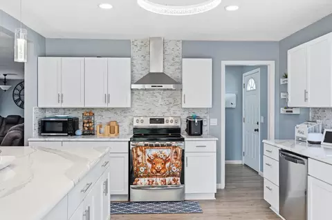 Kitchen - 2530 340th St, Vail, IA 51465 photo 7 of 9