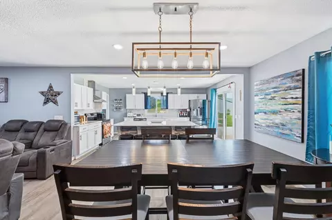 Dining - 2530 340th St, Vail, IA 51465 photo 2 of 2