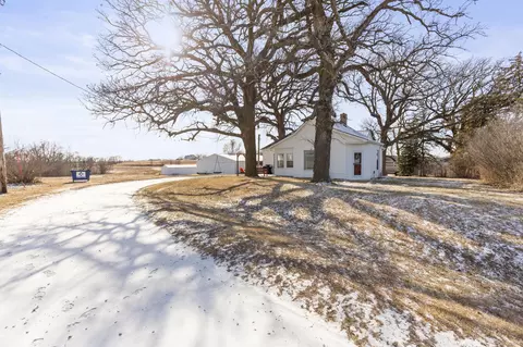 24505 Nagel Ave, Glenwood, IA 51534
