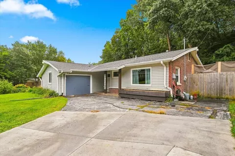 179 Corinne Ave, Council Bluffs, IA 51503