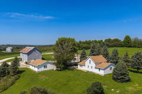 2556 335th St, Missouri Valley, IA 51555
