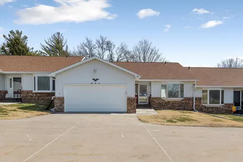 804 N 8th St, Missouri Valley, IA 51555