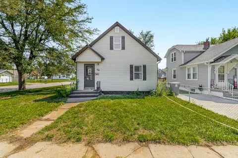 501 S 24th St, Council Bluffs, IA 51501