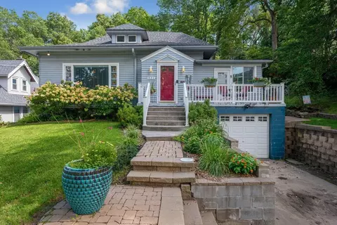 321 Park Ave, Council Bluffs, IA 51503