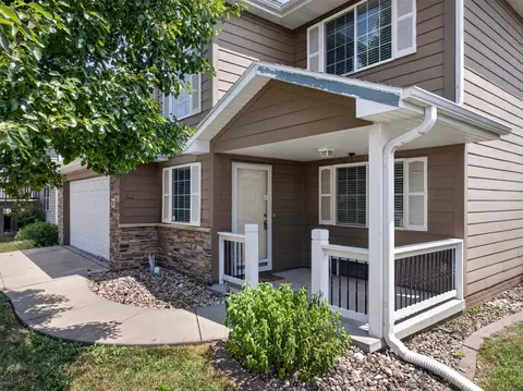 2527 Pavich Dr, Council Bluffs, IA 51501