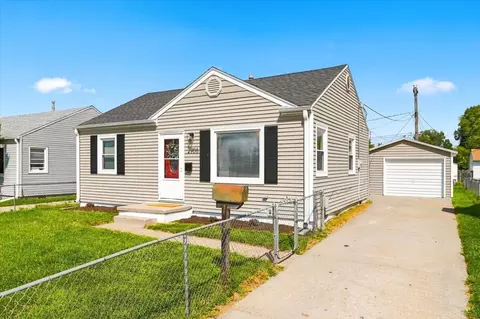 2906 8th Ave, Council Bluffs, IA 51501