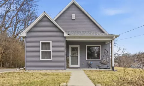 120 Mcgee Ave, Council Bluffs, IA 51503
