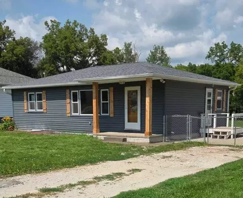 19515 Garner Ave, Council Bluffs, IA 51503
