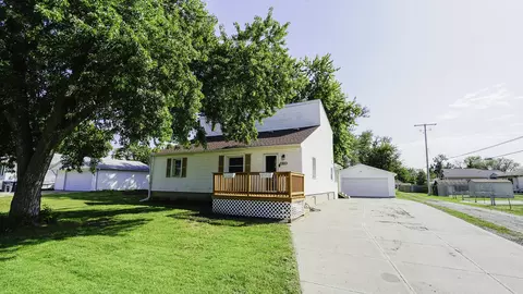 1015 25th Ave, Council Bluffs, IA 51501