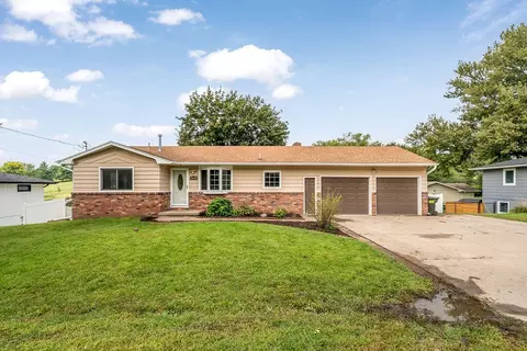 15248 Pine Terrace Dr, Council Bluffs, IA 51503