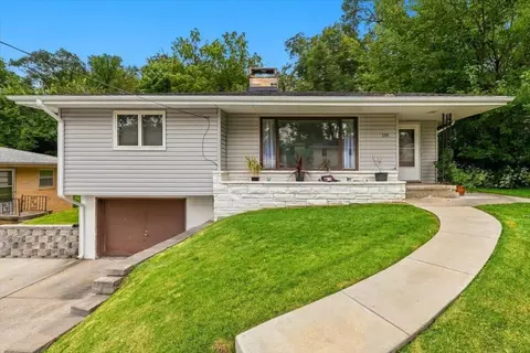 139 Happy Hollow Blvd, Council Bluffs, IA 51503
