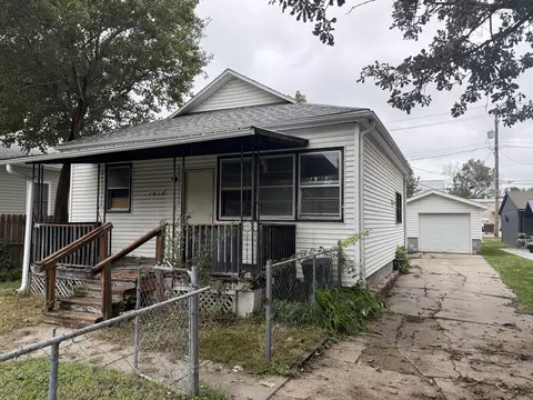 1616 2nd Ave, Council Bluffs, IA 51501