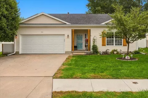 5701 Redtail Rd, Council Bluffs, IA 51501
