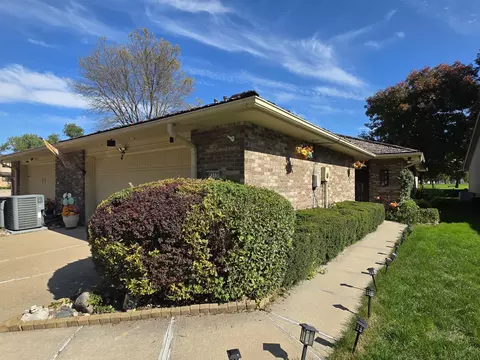 4315 Cottage Row, Council Bluffs, IA 51501