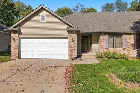 112 W Ferndale Dr, Council Bluffs, IA 51503