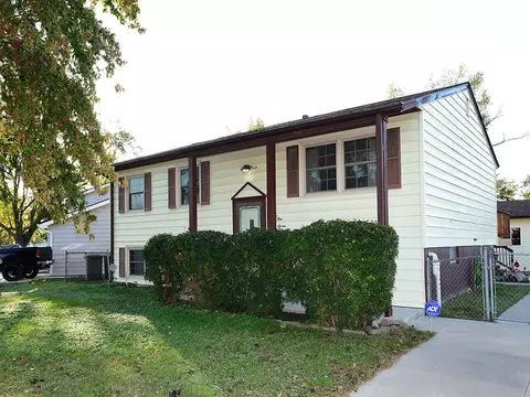3107 Rawlins Dr, Council Bluffs, IA 51501