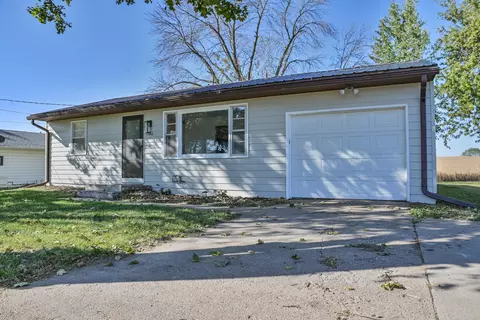 1306 Maple St, Sidney, IA 51652