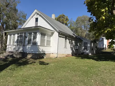 1520 Mcpherson Ave, Council Bluffs, IA 51503