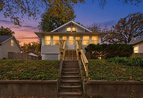 704 N Walnut St, Glenwood, IA 51534