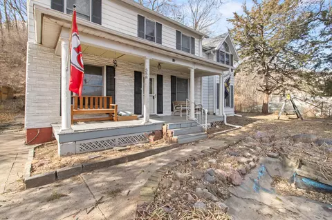 358 N 1st St, Council Bluffs, IA 51503