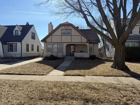 2633 Ave D, Council Bluffs, IA 51501