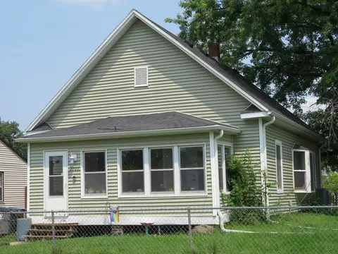 2306 4th Ave, Council Bluffs, IA 51501