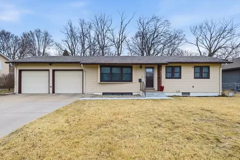 601 N Hazel St, Glenwood, IA 51534
