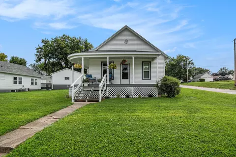 209 1st St, Neola, IA 51559