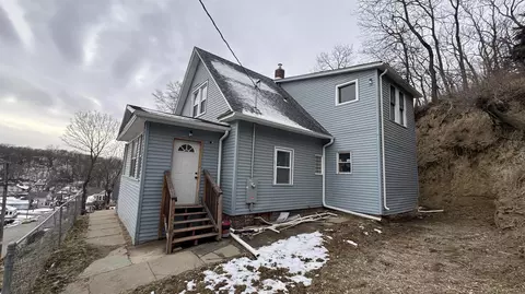 214 Knepper St, Council Bluffs, IA 51503