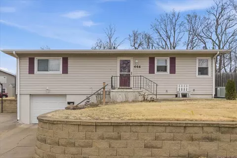 446 Mount Vernon St, Council Bluffs, IA 51503