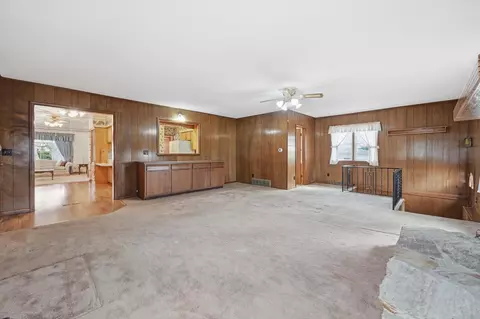 Living - 128 N Locust St, Carson, IA 51525 photo 4 of 6
