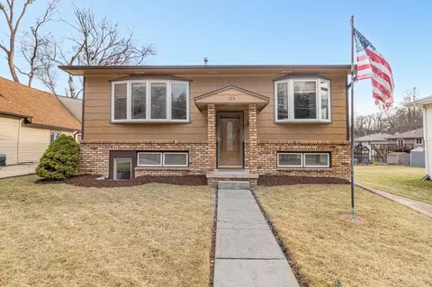 315 W Oak St, Council Bluffs, IA 51503